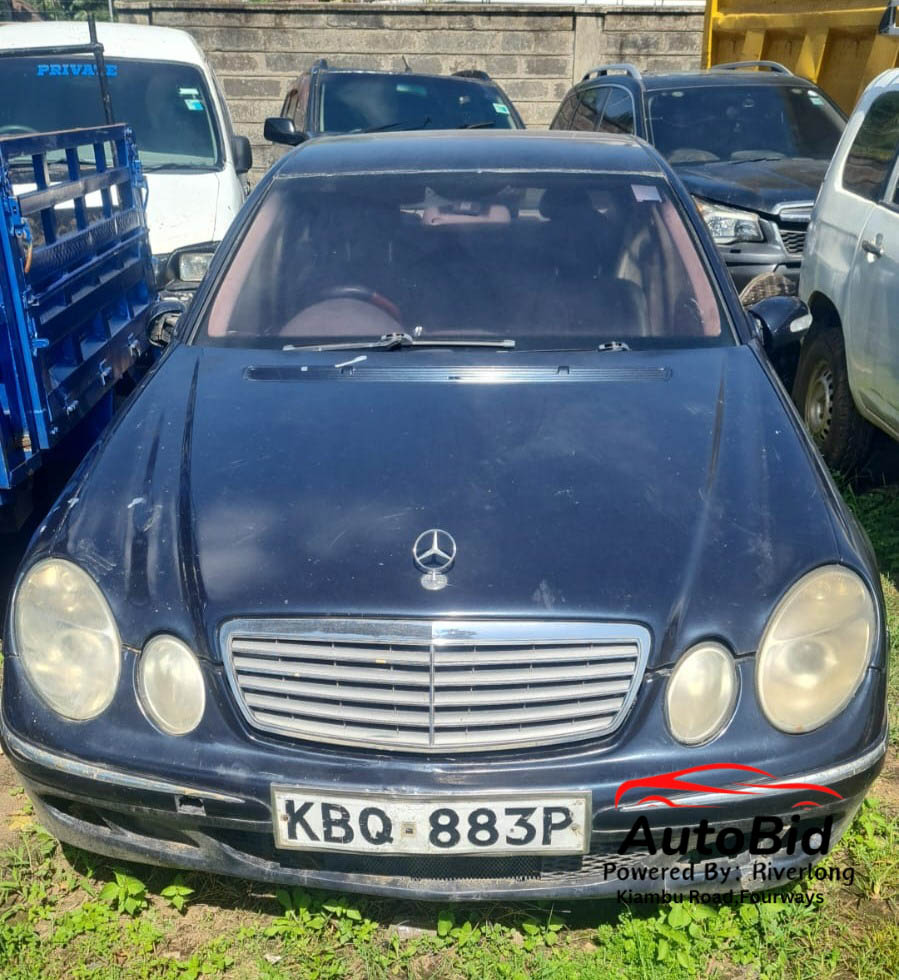 Mercedes Benz E200