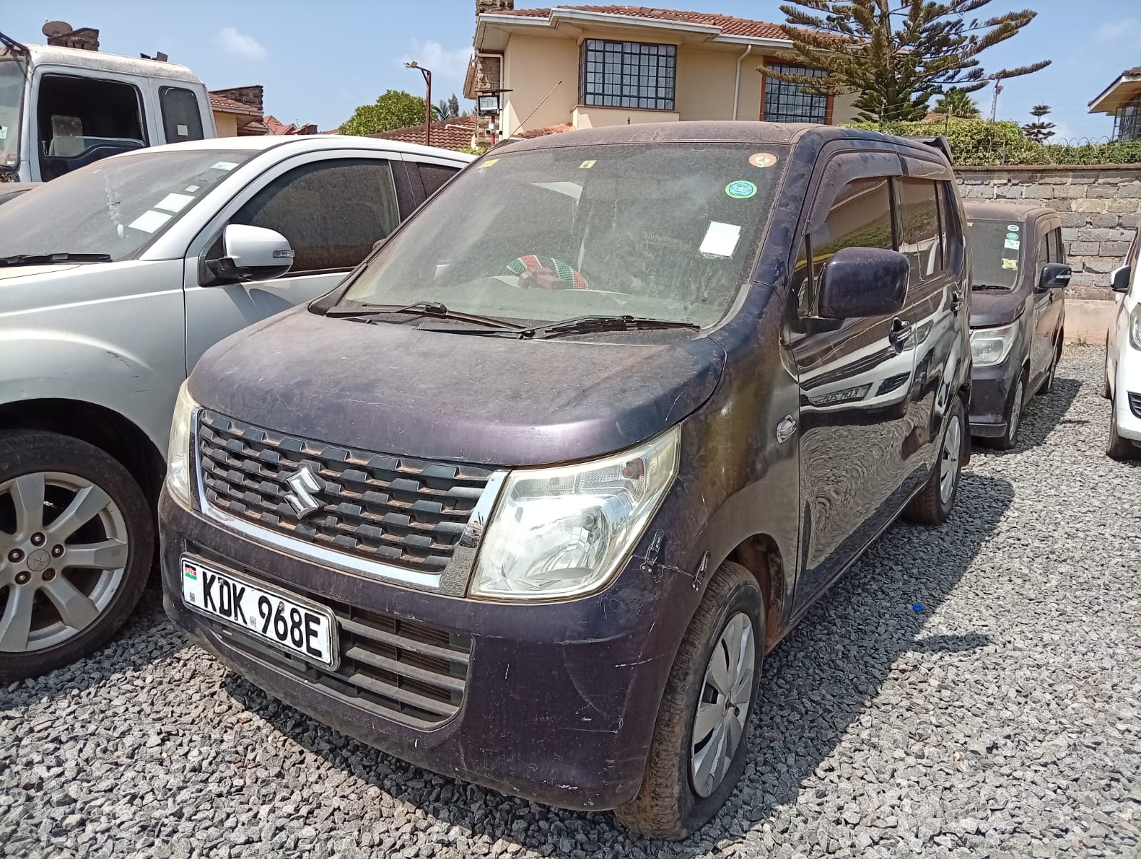 Similar Vehicle Image