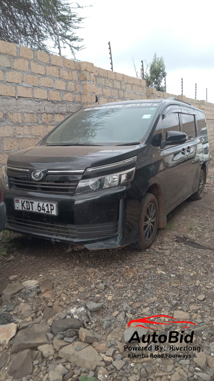 TOYOTA Voxy ZRR80G