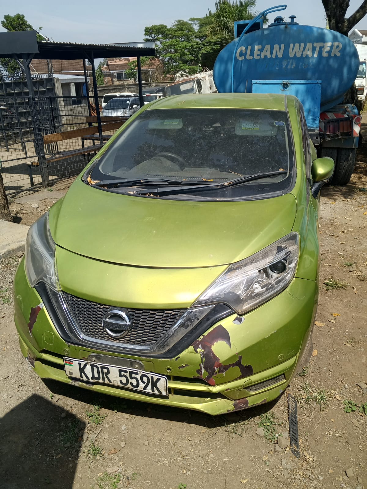 Nissan Note E12