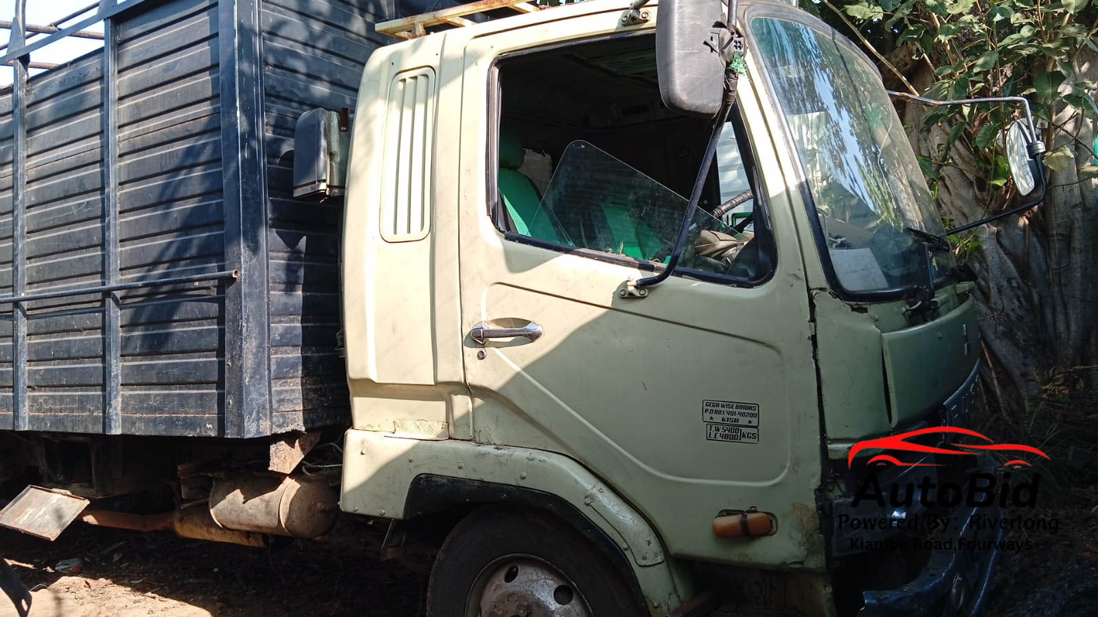 Mitsubishi Fuso Fighter FK628G