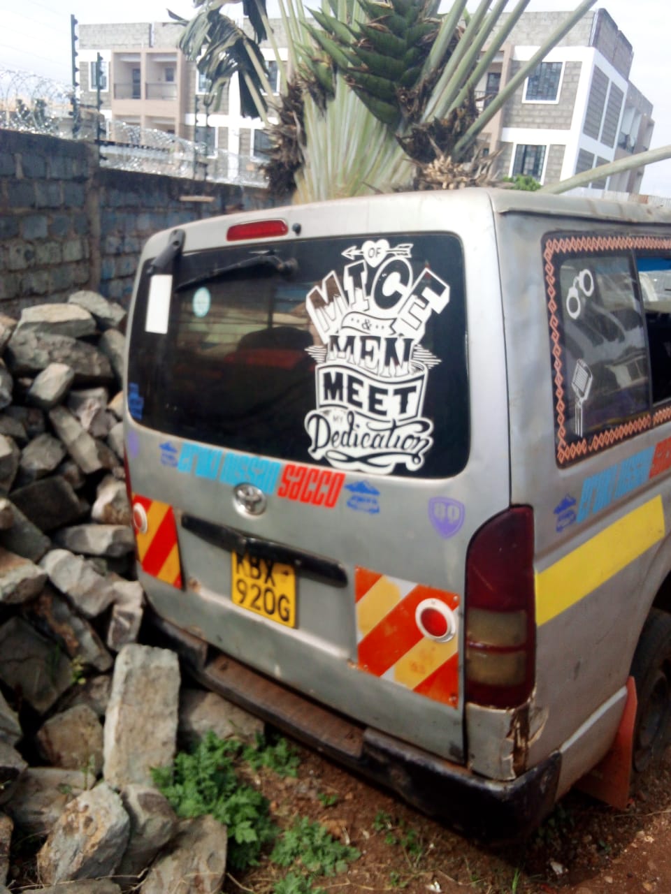 TOYOTA HIACE KDH200V
