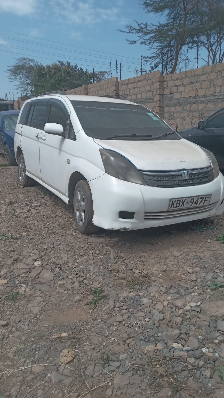 TOYOTA ISIS ANM15W