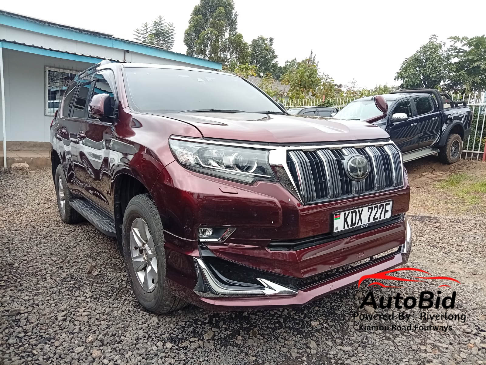 TOYOTA Land Cruiser