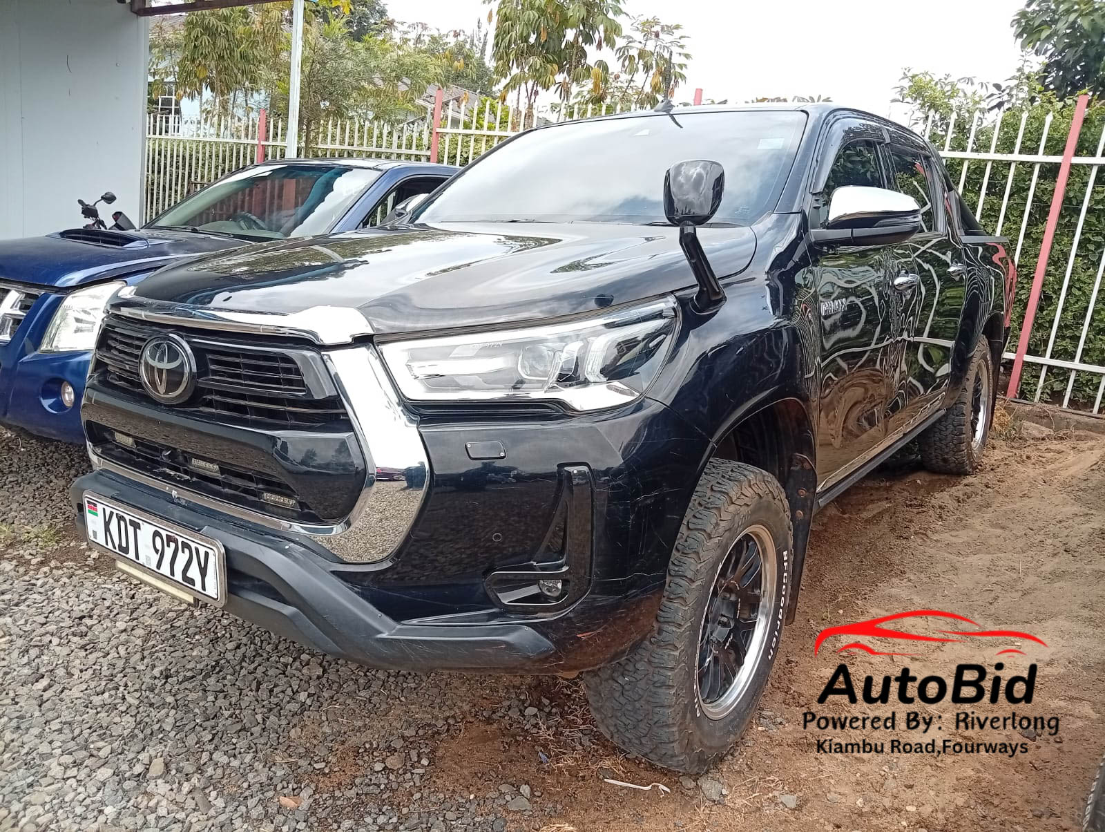 TOYOTA Hilux GUN125