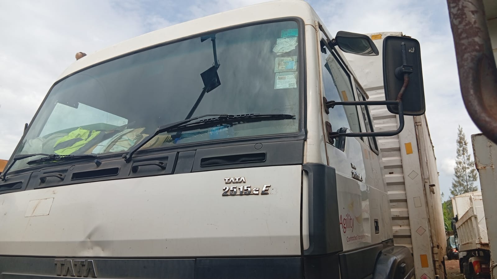 Vehicle thumbnail