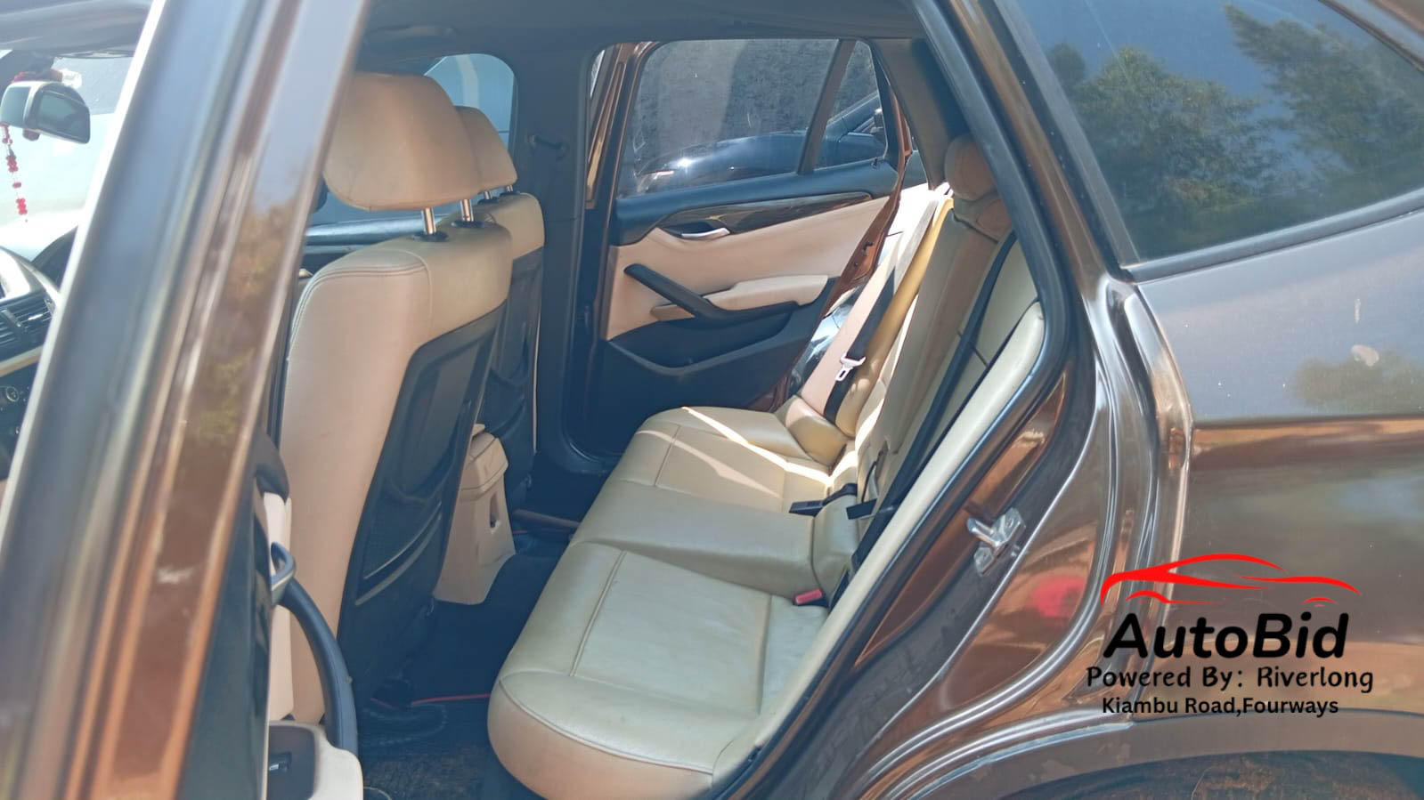 Vehicle thumbnail